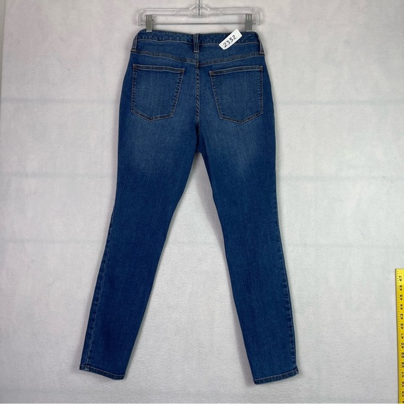 Universal Thread High Rise Skinny Demin Jeans - Picture 10 of 16
